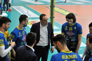 coach Cruciani Durante il time out