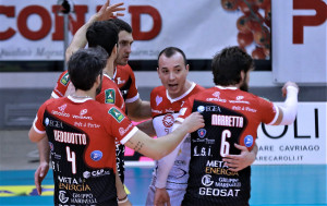 Esultazione di Lagonegro con Marco Santucci, libero