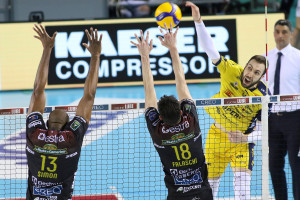 Modena - Attacco Petric