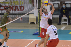 Pinelli in palleggio