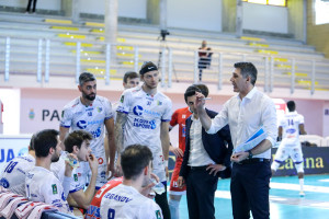 time out top volley