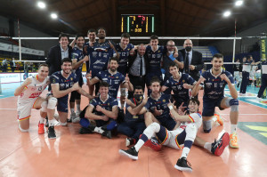 I giocatori di Ravenna esultano a fine partita