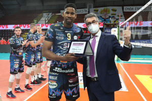 Gino Sirci e il Trofeo Gazzetta per Wilfredo Leon