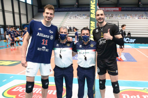 PIANOE KAZIYSKI CON ARBITRI