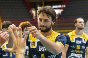 Zappoli predica serenit&agrave;, ma in campo non sbaglia un colpo