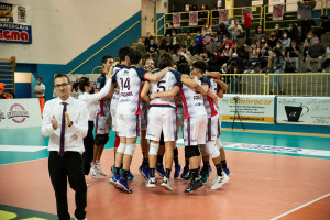 VITTORIA per 3-2 della Geetit Bologna