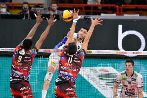 Giulio PINALI, attacco