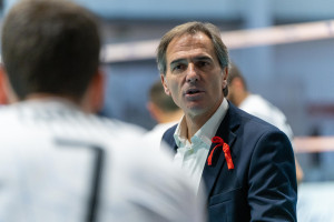 Coach Stomeo