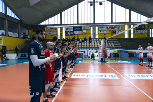Ingresso in campo Vigilar Fano
