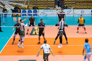 Illuzzi in palleggio