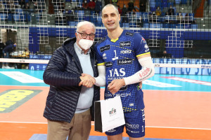 KAZIYSKI MVP