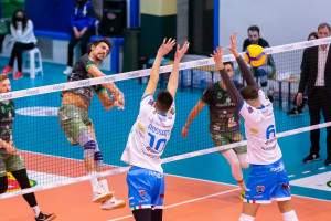 Attacco Massa Lubrense: Pilotto / Muro Tuscania: Rossatti e Sandu