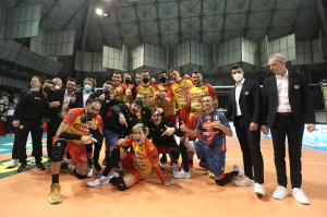 I giocatori di Vibo festeggiano a fine partita