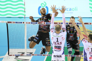 Attacco di Lucarelli, Lube