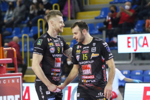 Zaytsev e De Cecco