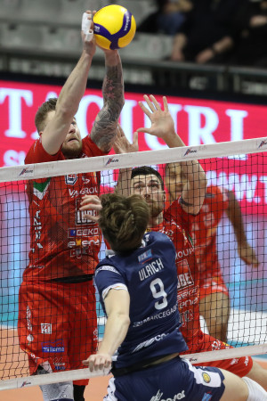 Zaitsev a muro su Ulrich