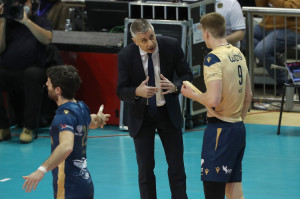Stoytchev con Mozic