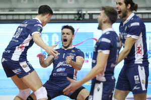 Vukasinovic esulta