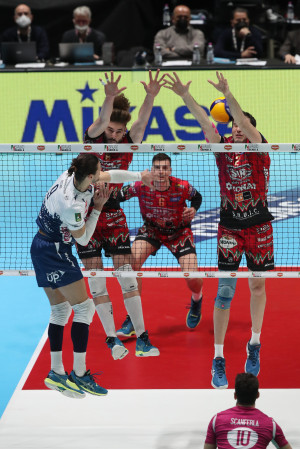 Thibault Rossard in attacco