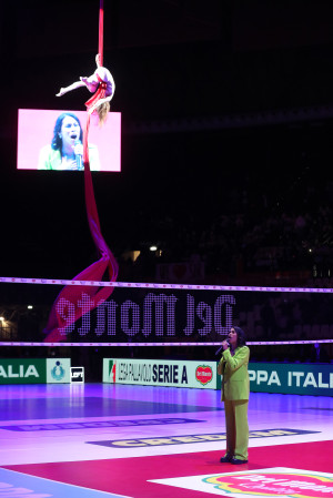Performance aerea sulle note di 