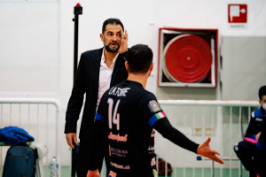 Coach Bua