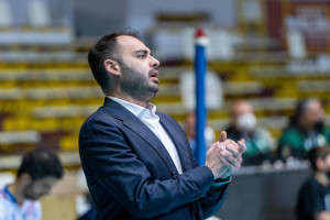 Coach Racaniello