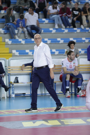 Coach Gulinelli