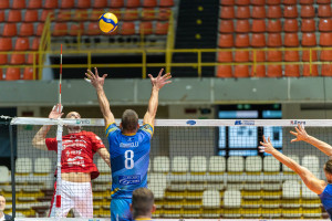 Marinelli a muro su Paoletti