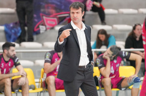 coach Battocchio