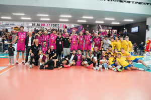 foto gruppo Delta Volley