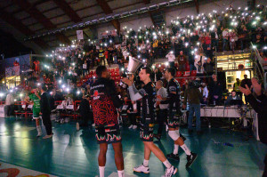giro del campo con la Coppa