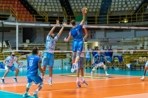 Rau in attacco