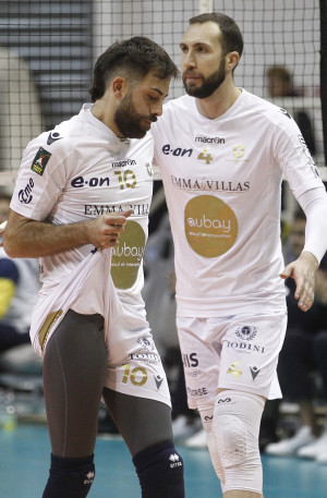 La delusione di Juan Finoli e Nemanja Petric (Siena)