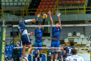 Lyutskanov attacca