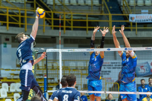 Argenta attacca da posto 4