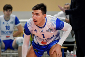 #1 Andrea Nasari: schiacciatore.