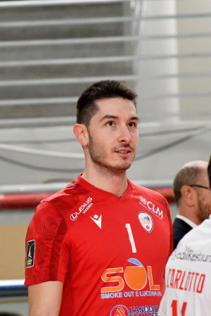 #1 Aleksandar Mitkov: opposto. 