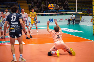 Bassanello riceve in palleggio