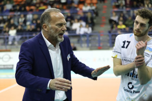 Coach Tofoli