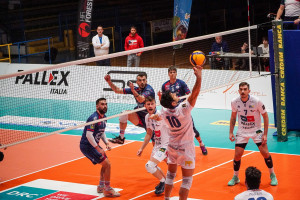 Graziani arpiona il pallone