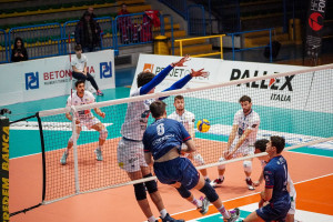 Guerrini supera Novello a muro