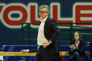 Coach Eccheli 