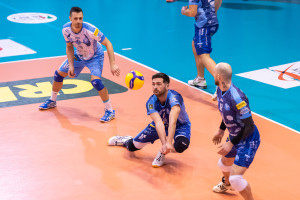 Ricezione Napoli: Mont&ograve;