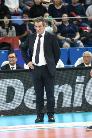 COACH LORENZETTI