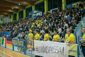 Pubblico e tifoseria Tinet Prata