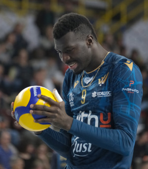 Keita palla