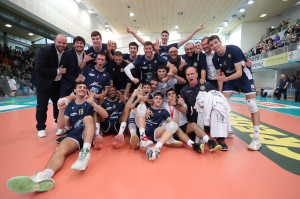 I giocatori di Ravenna esultano a fine partita