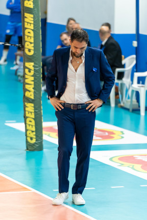 Coach Bua