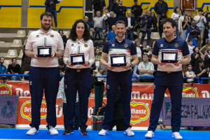 Premiazione arbitri, segnapunti e addetto video check