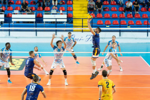 Cottarelli in palleggio
